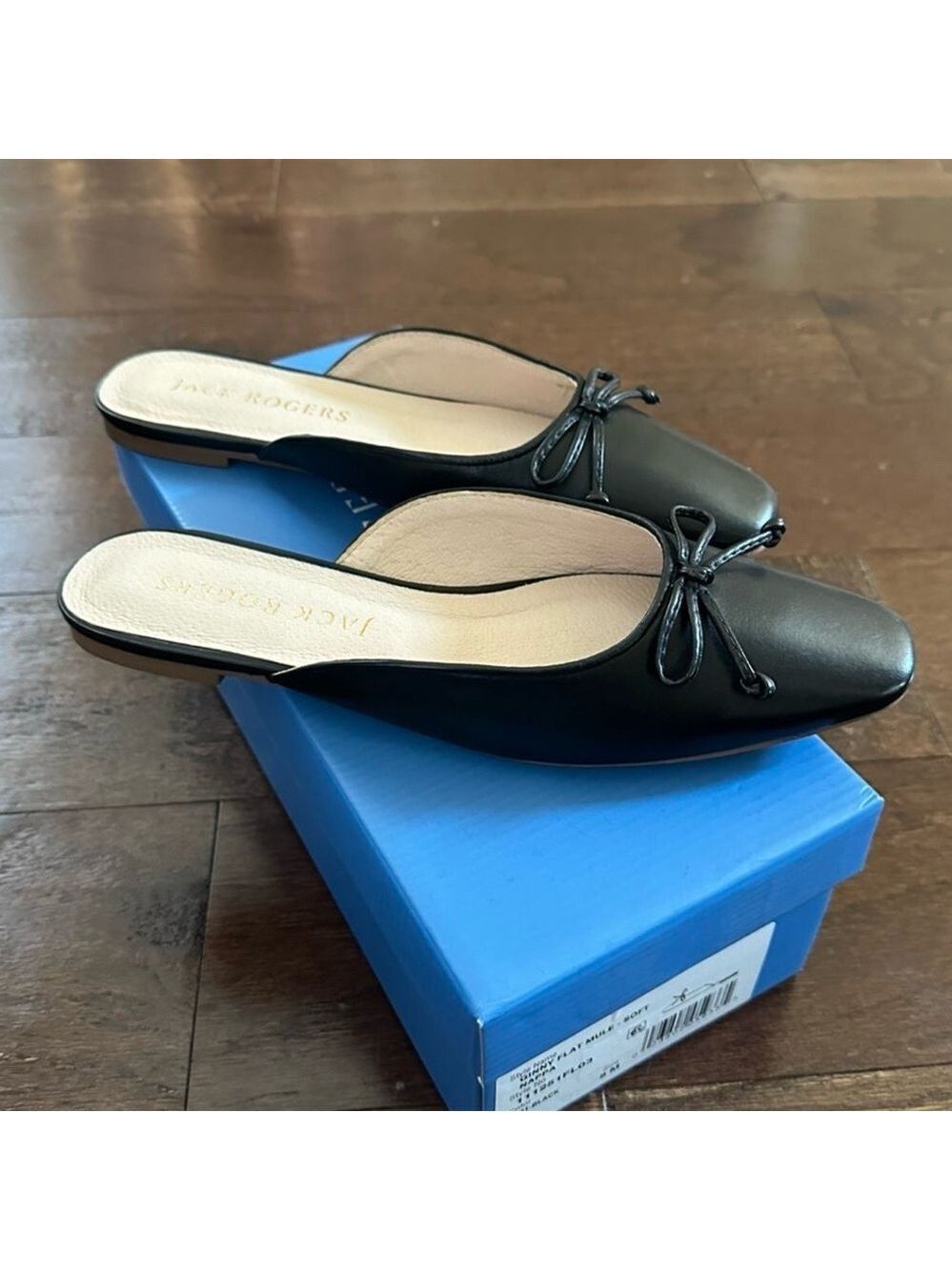 Jack Rogers- Ginny Flat Mule Sandals-size 8-Black-New - Picture 10 of 14